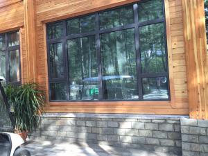 白云山林涧木屋1